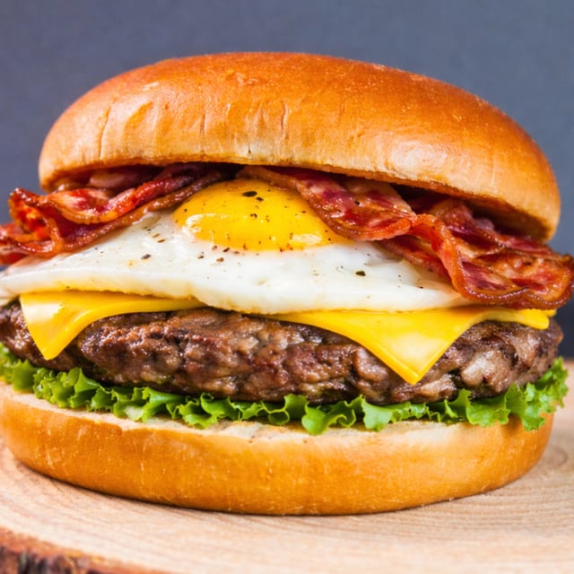Egg Bacon Burger